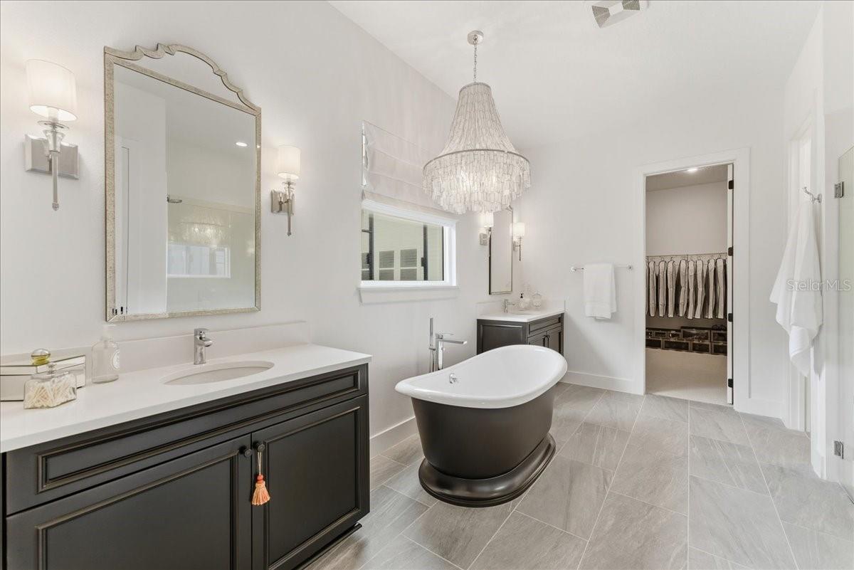 3122 VANGUARD COURT