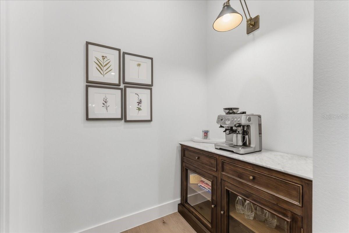 WESLYN PARK - Residential