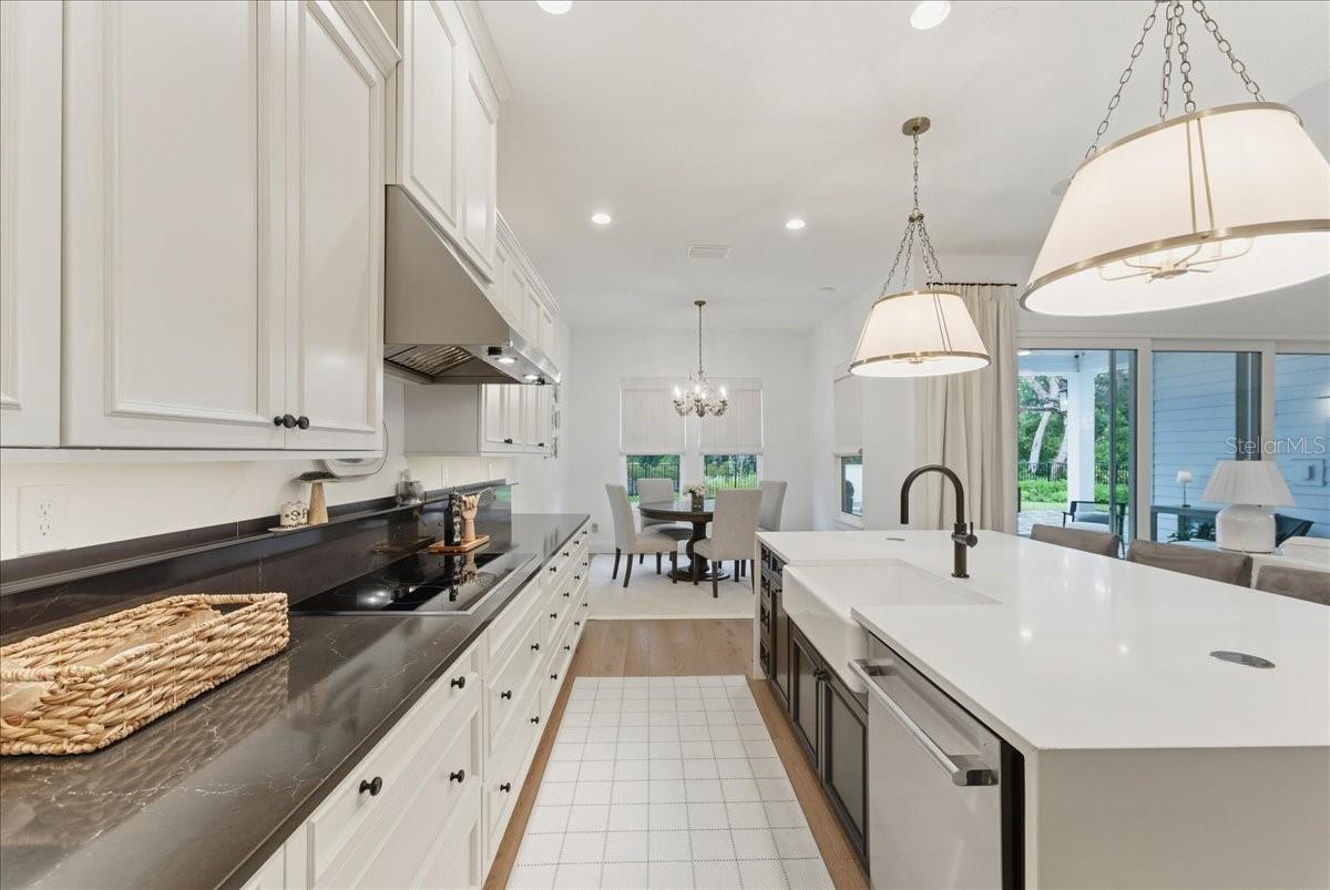 WESLYN PARK - Residential