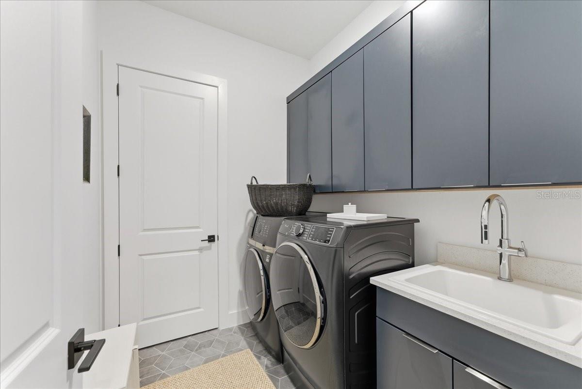 WESLYN PARK - Residential