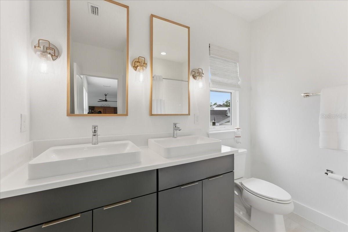 WESLYN PARK - Residential