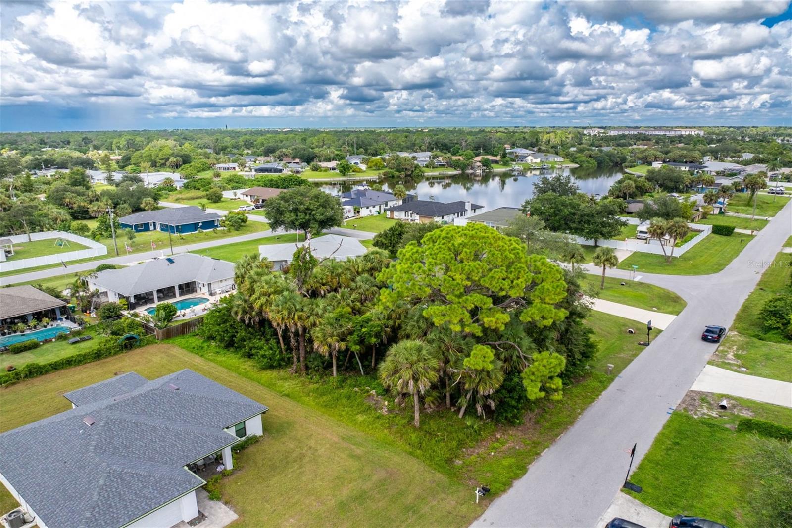 453 BORDER STREET, PORT CHARLOTTE, FL, 33953 2 453 BORDER STREET