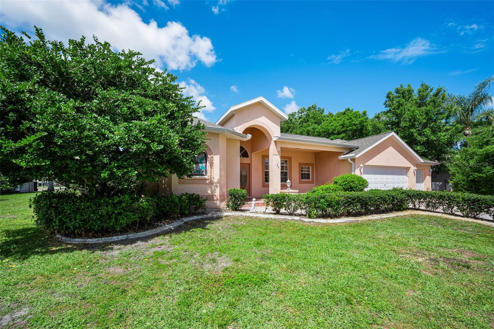 WHISPERING LAKES EAST - Residential