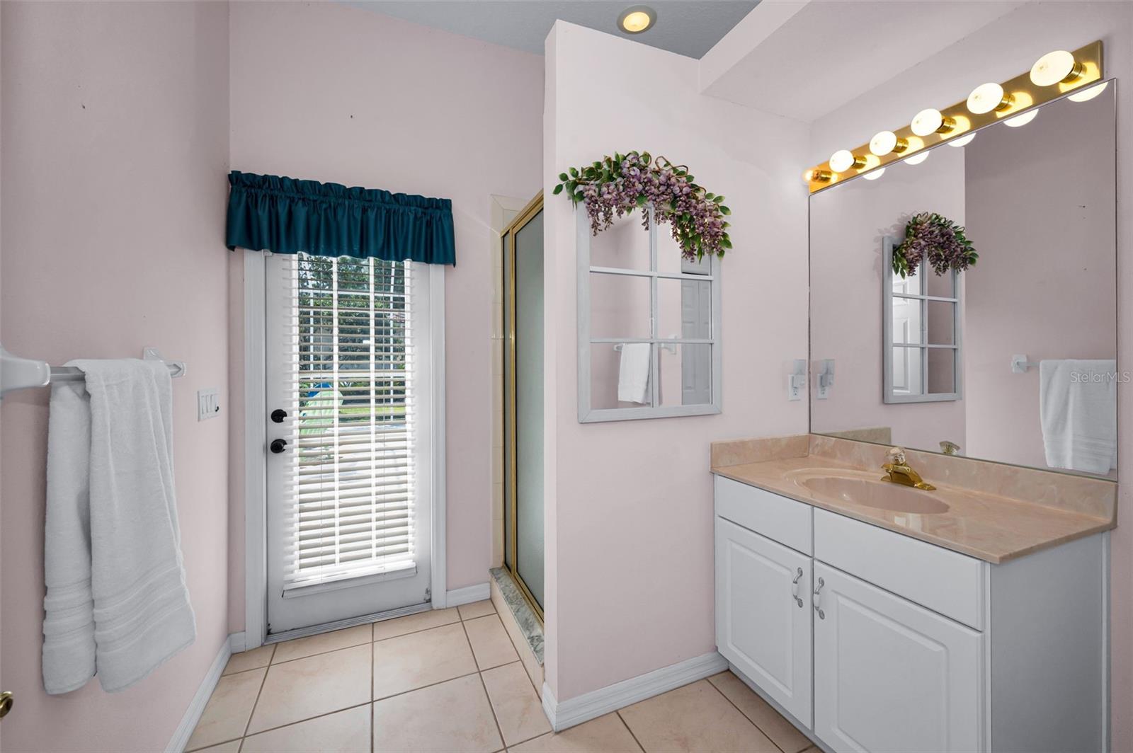 WHISPERING LAKES EAST - Residential