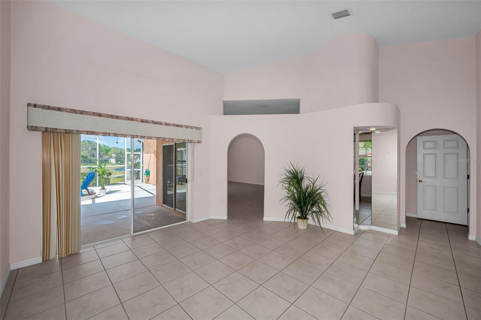 WHISPERING LAKES EAST - Residential