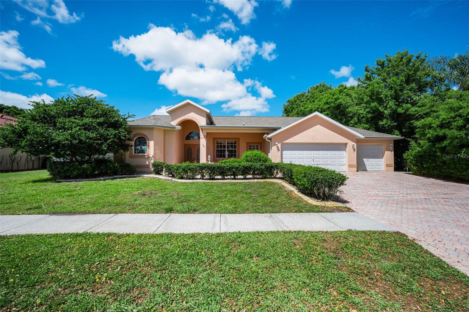 WHISPERING LAKES EAST - Residential