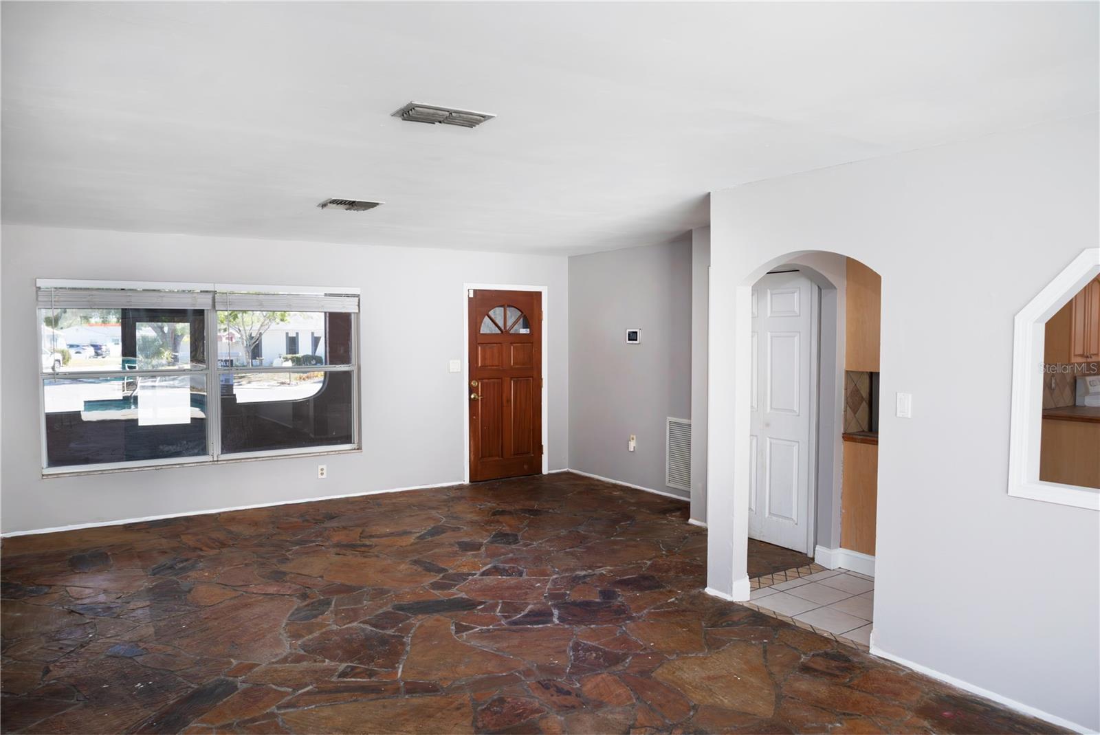 THE LAKES - Residential