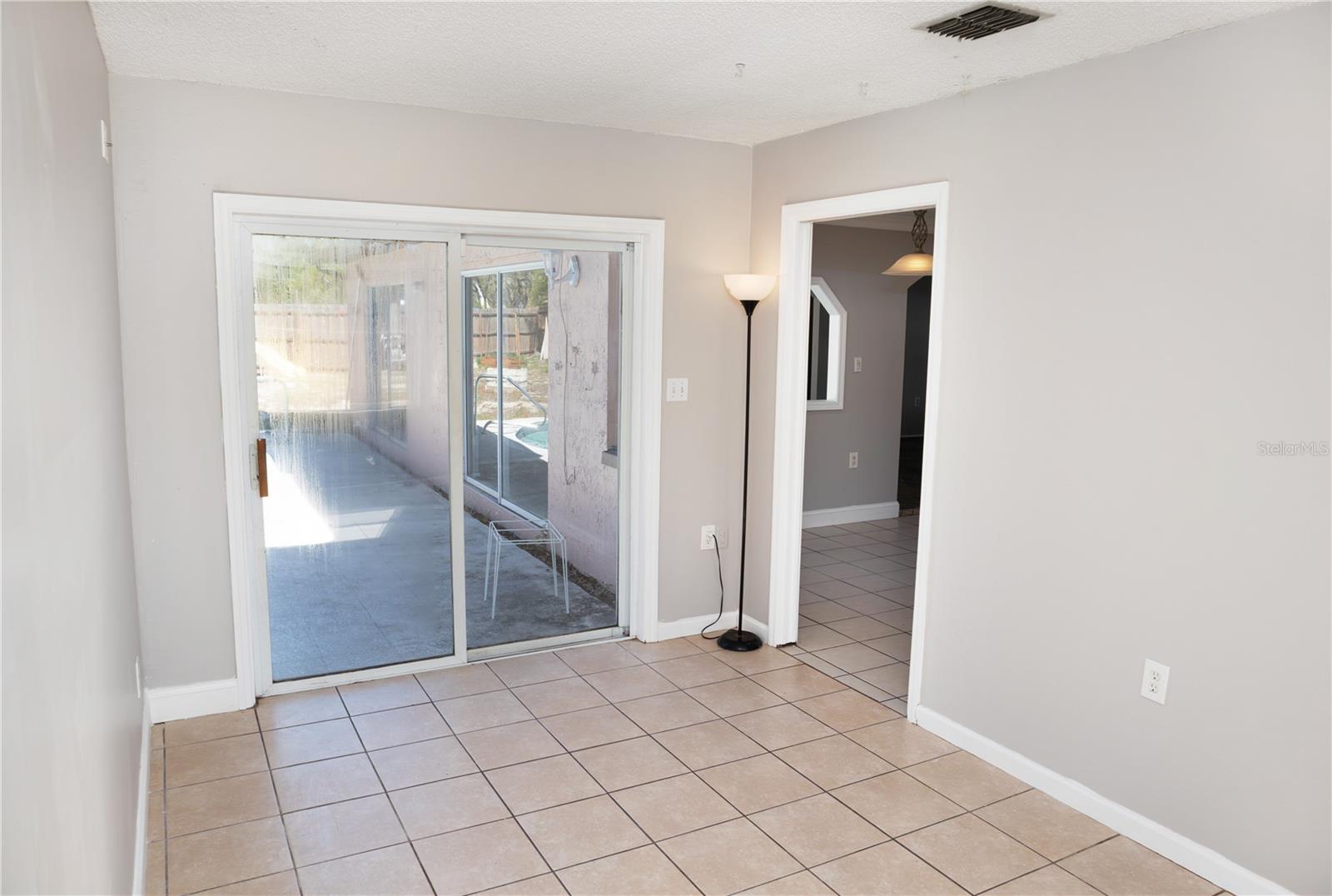 THE LAKES - Residential