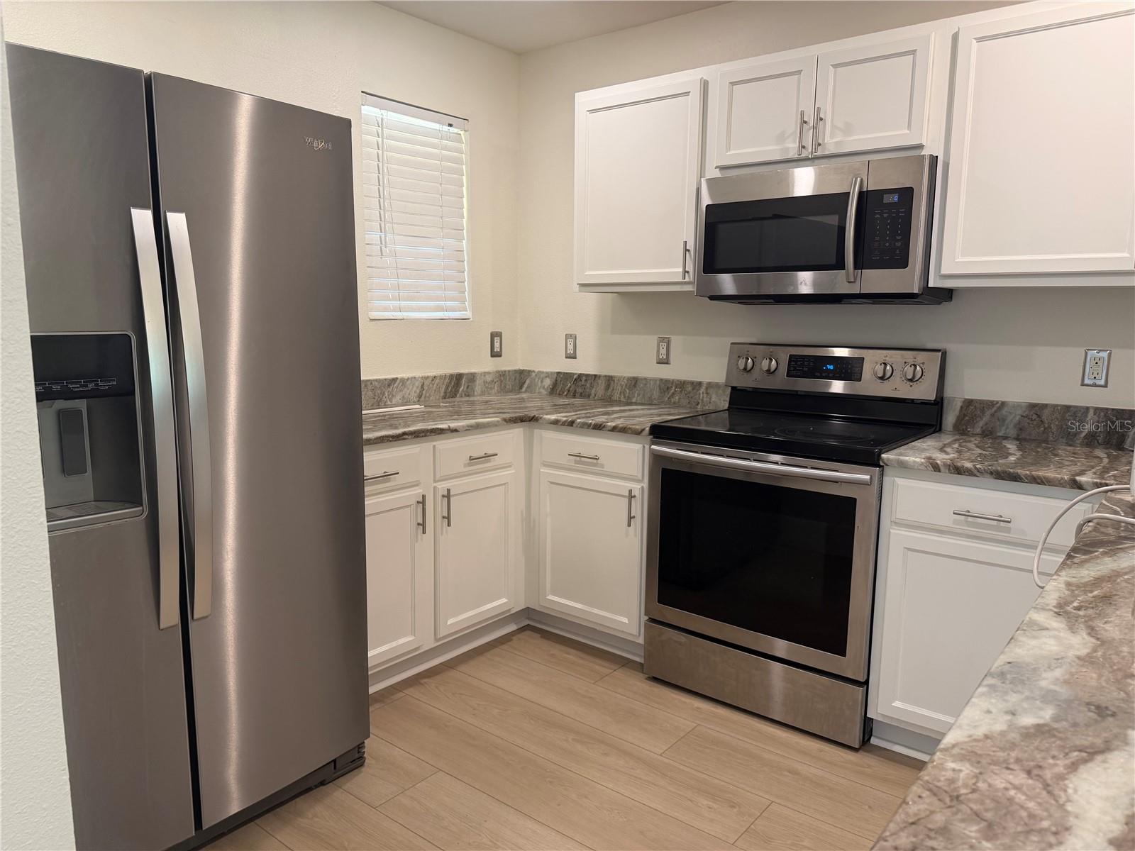 8909 WHITE SAGE LOOP