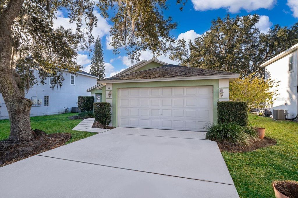Photo of 117 Cypress Landing Street, Davenport, FL 33896 (MLS # S5142881)