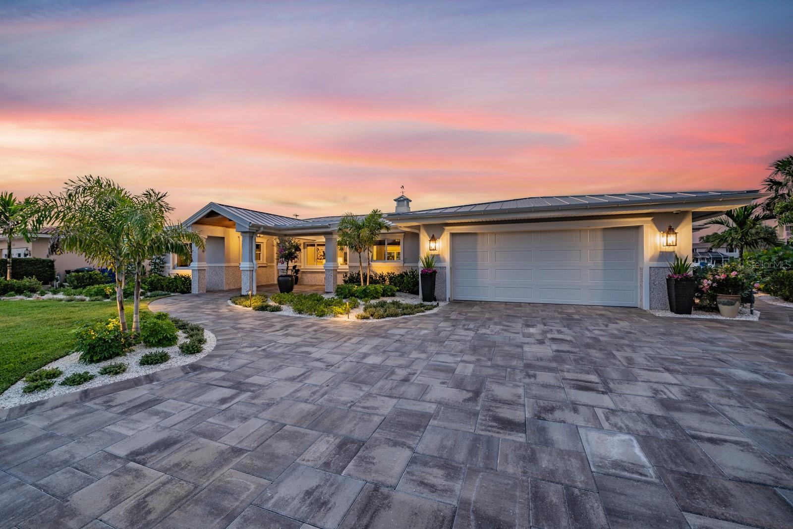 HARBOR VIEW VILLAS 1ST ADD - Residential