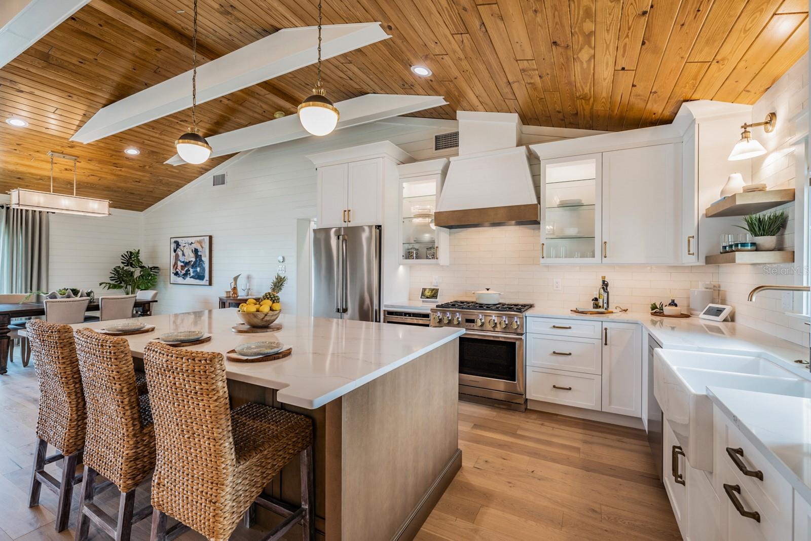 HARBOR VIEW VILLAS 1ST ADD - Residential