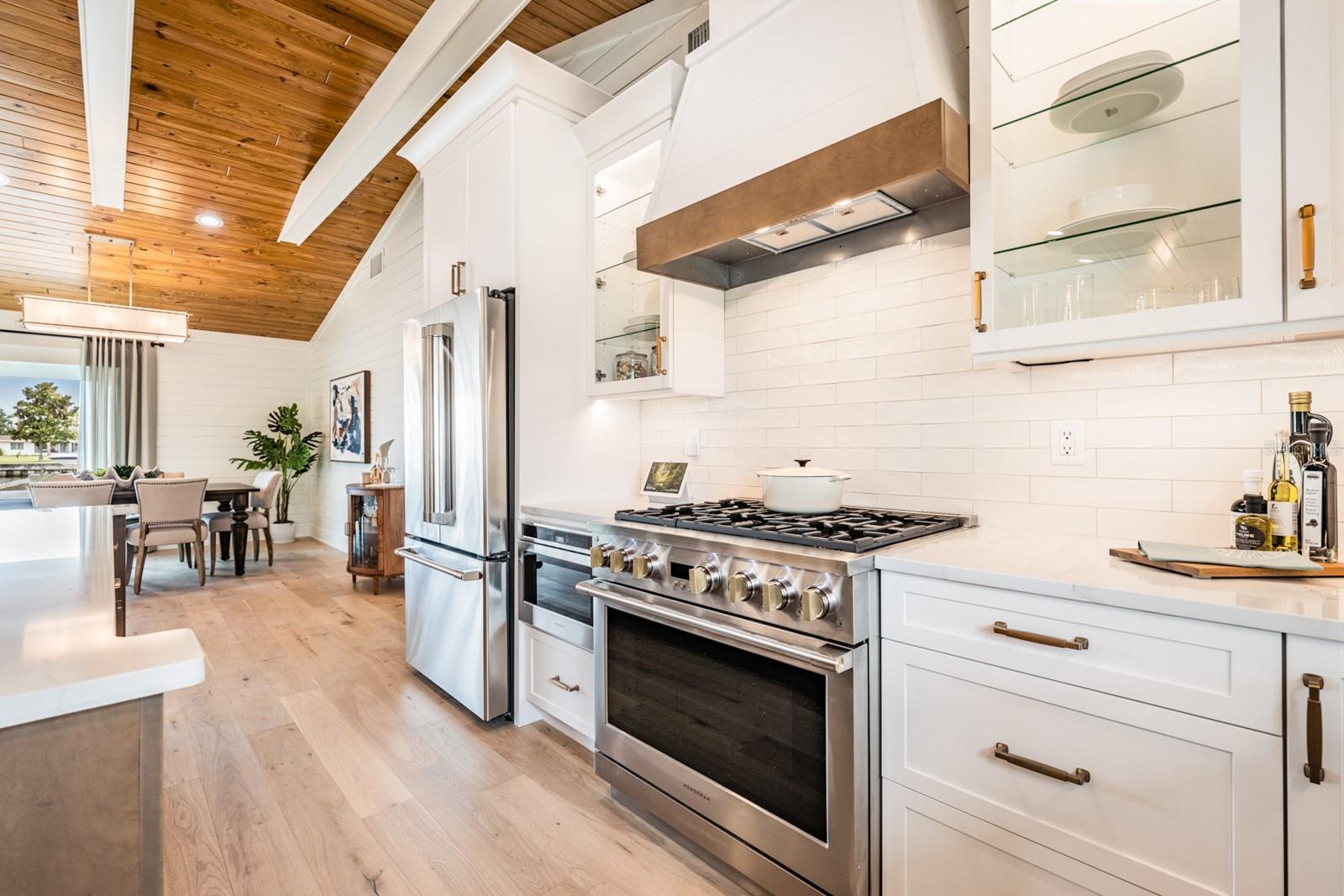 HARBOR VIEW VILLAS 1ST ADD - Residential