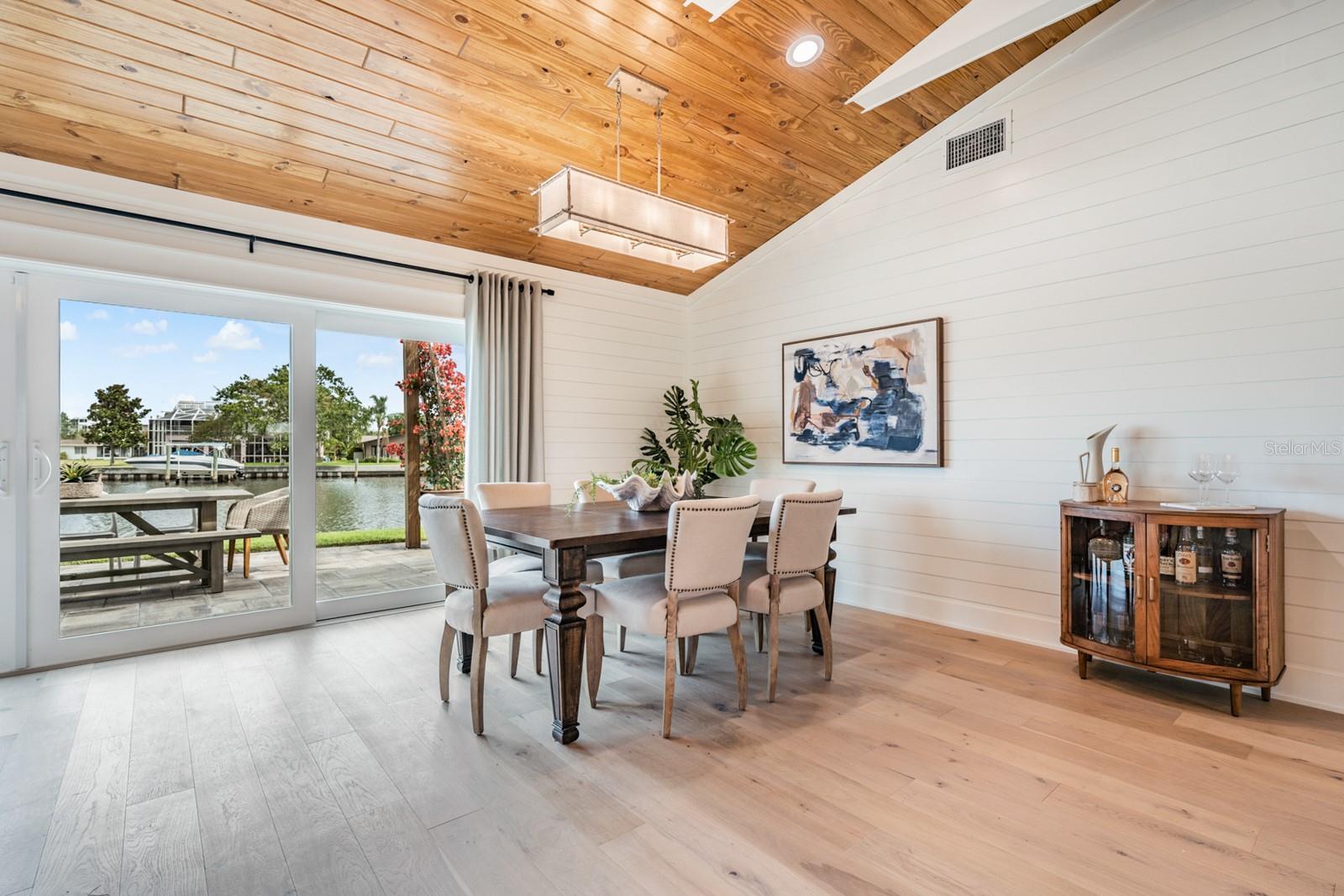 HARBOR VIEW VILLAS 1ST ADD - Residential