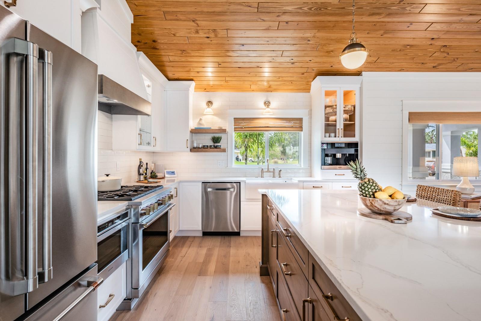 HARBOR VIEW VILLAS 1ST ADD - Residential