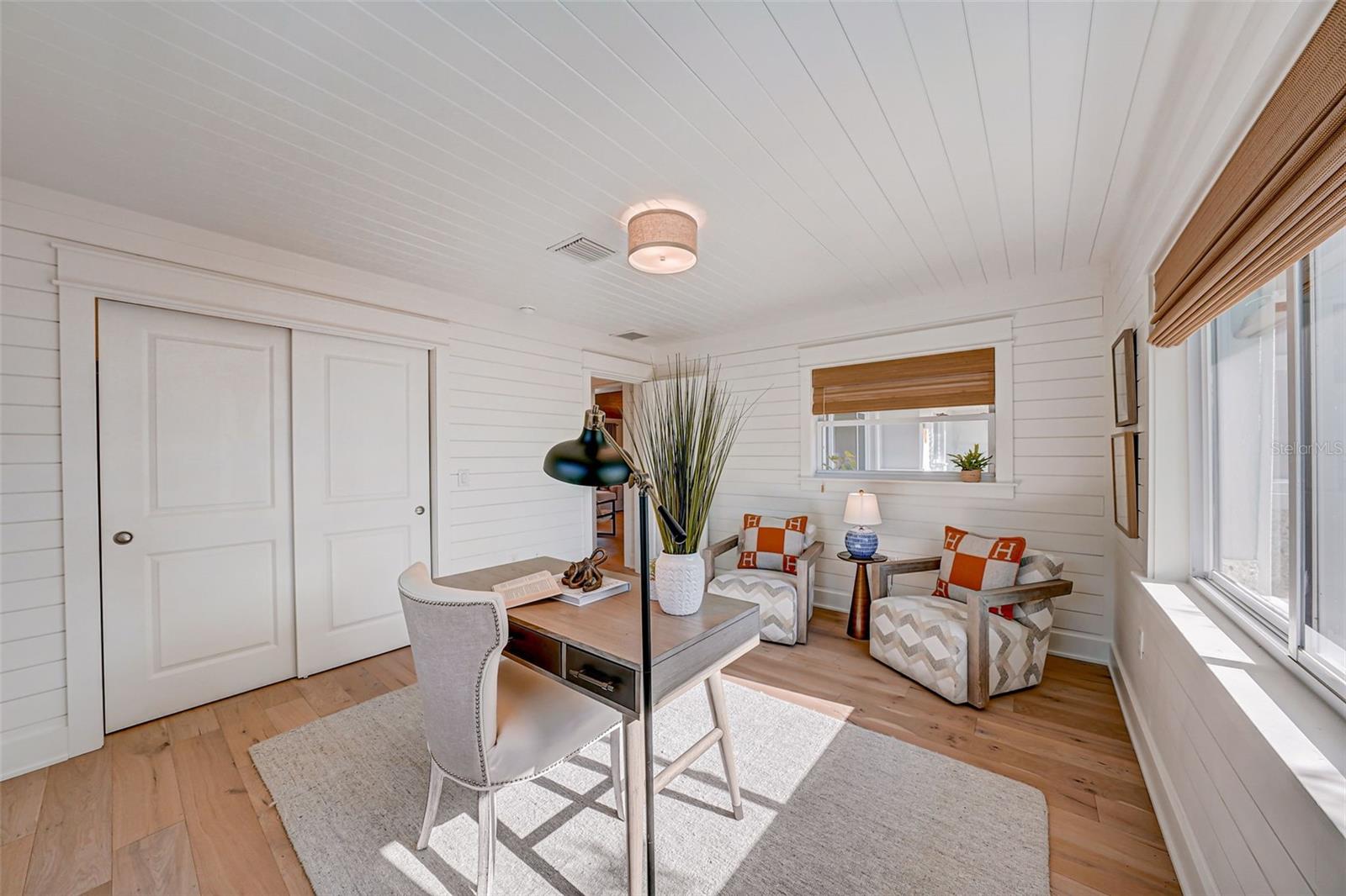 HARBOR VIEW VILLAS 1ST ADD - Residential