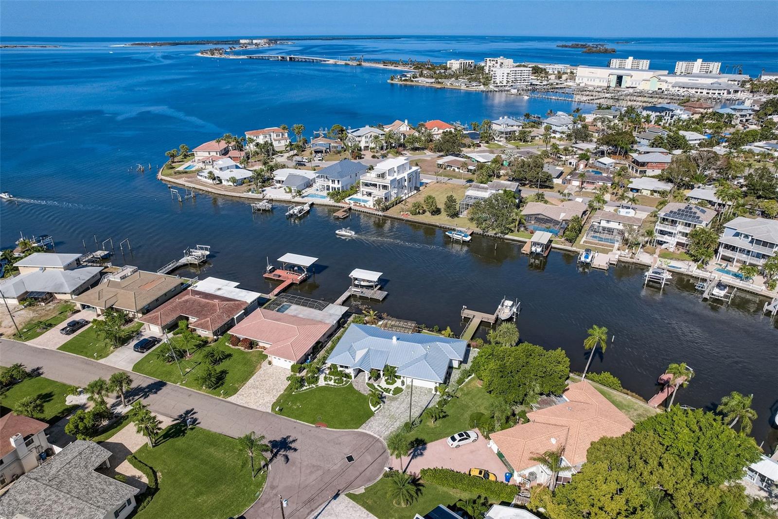 HARBOR VIEW VILLAS 1ST ADD - Residential