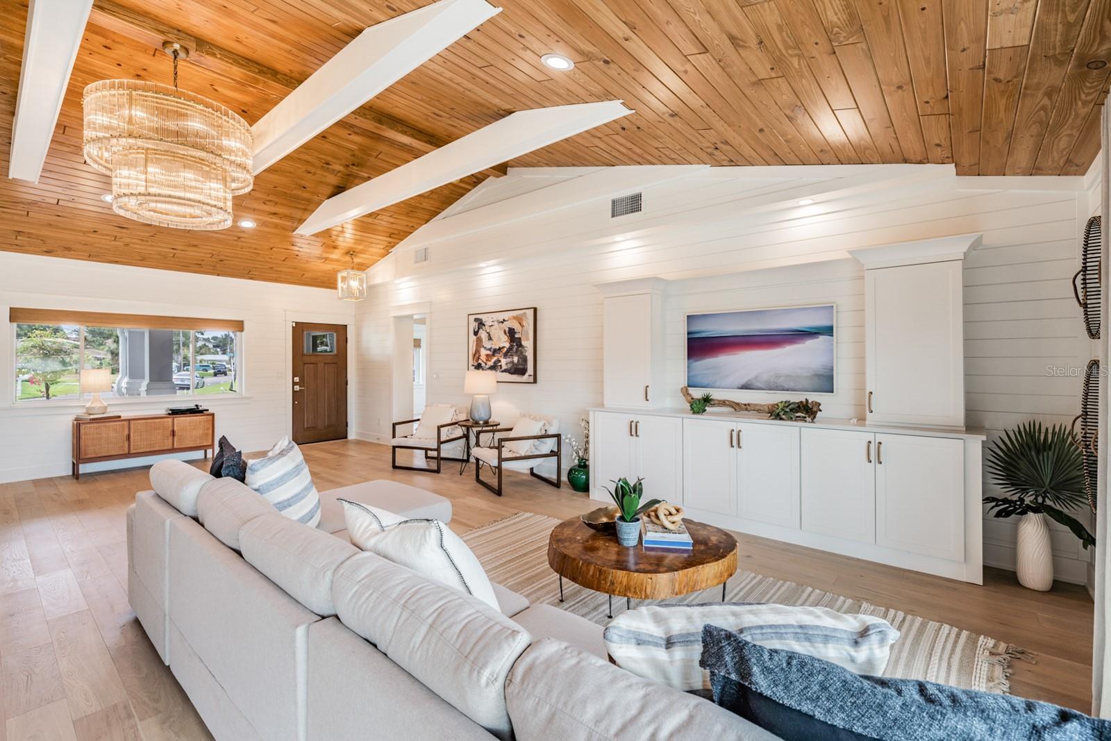 HARBOR VIEW VILLAS 1ST ADD - Residential