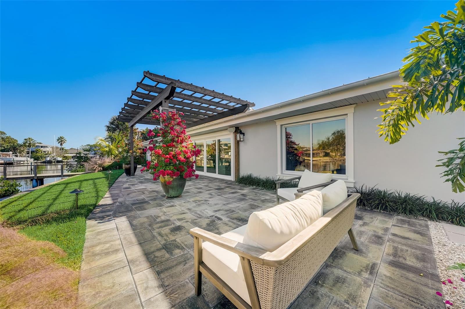 HARBOR VIEW VILLAS 1ST ADD - Residential