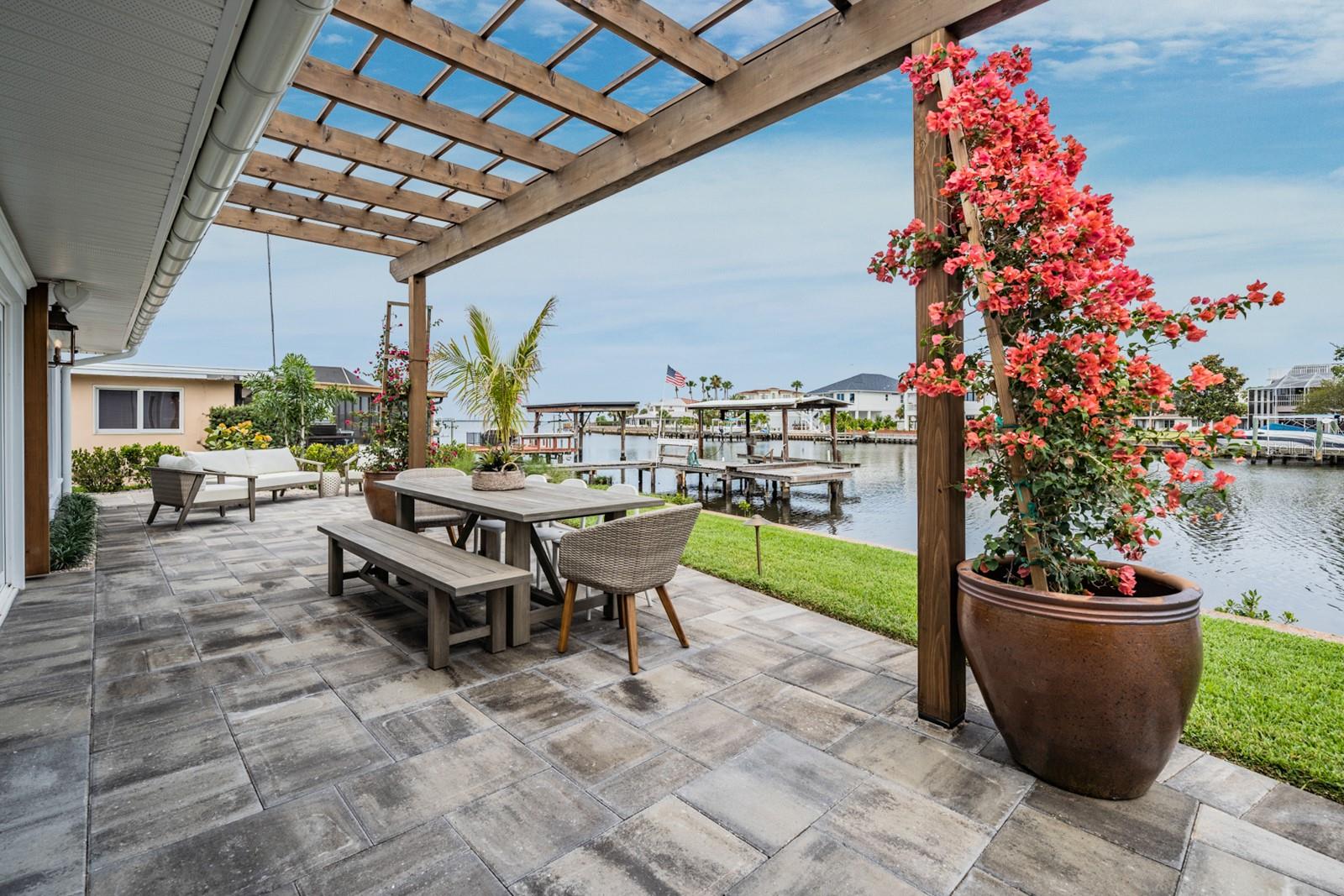 HARBOR VIEW VILLAS 1ST ADD - Residential