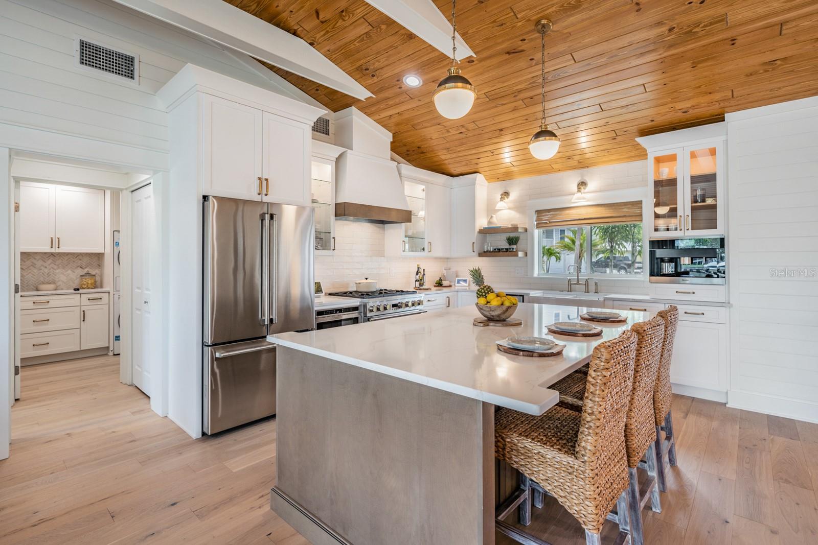 HARBOR VIEW VILLAS 1ST ADD - Residential