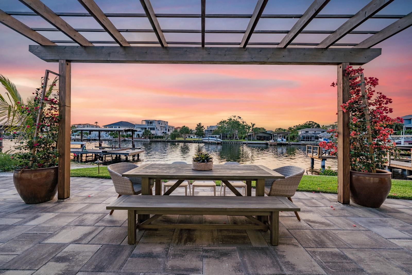 HARBOR VIEW VILLAS 1ST ADD - Residential