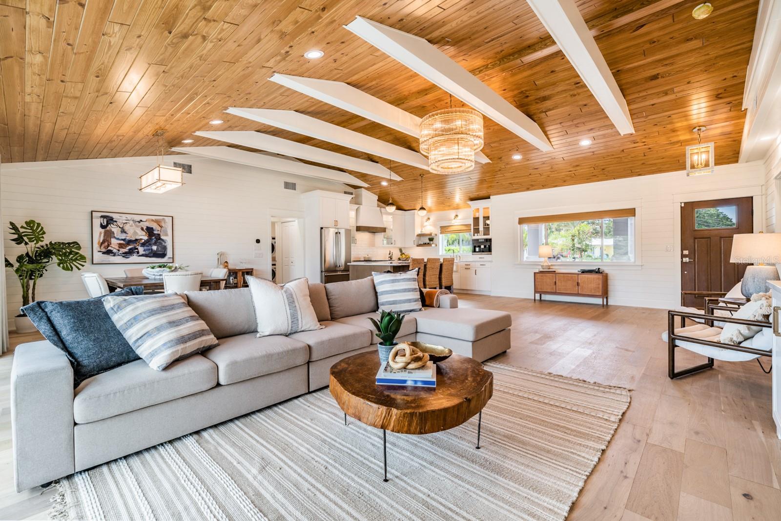 HARBOR VIEW VILLAS 1ST ADD - Residential