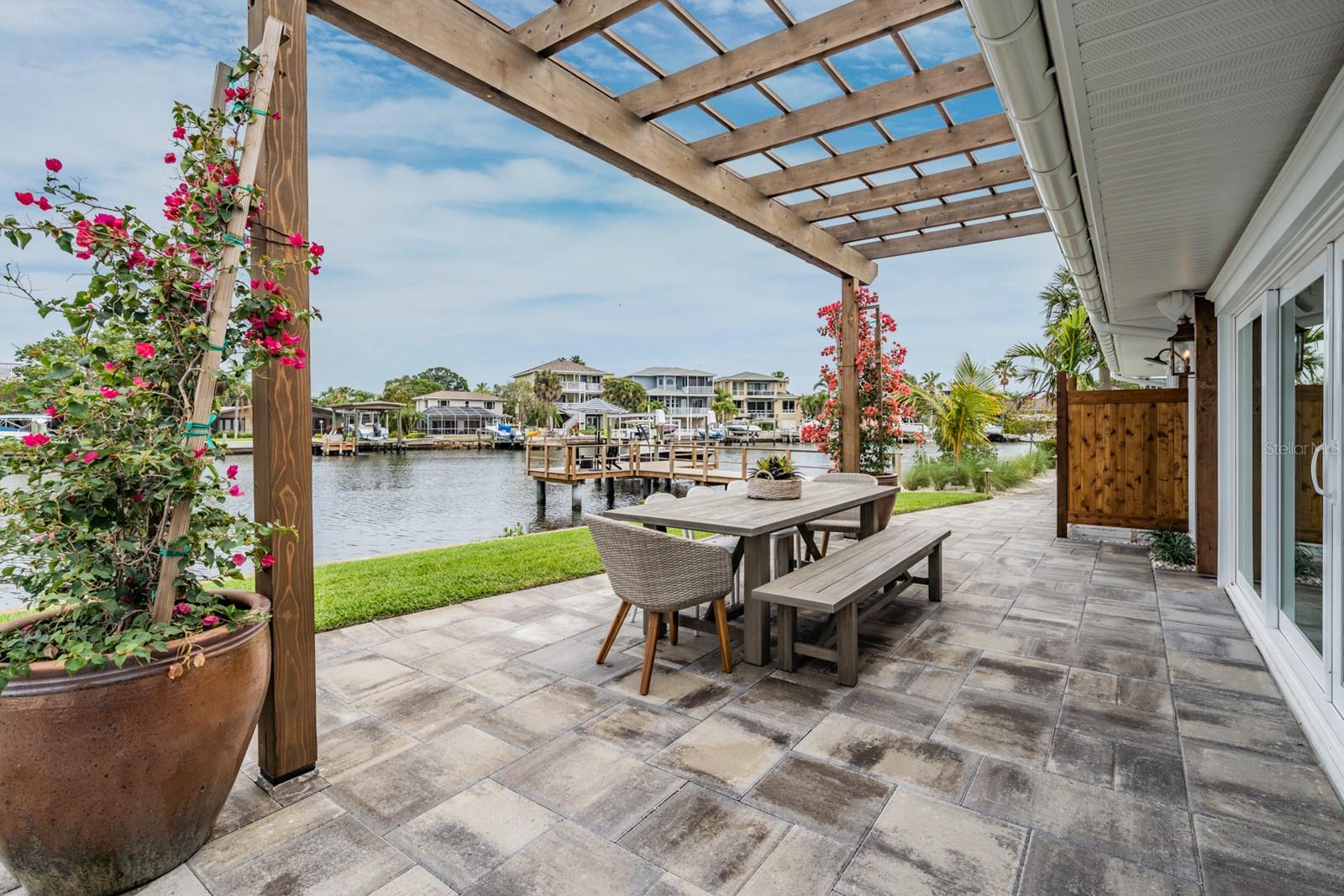 HARBOR VIEW VILLAS 1ST ADD - Residential