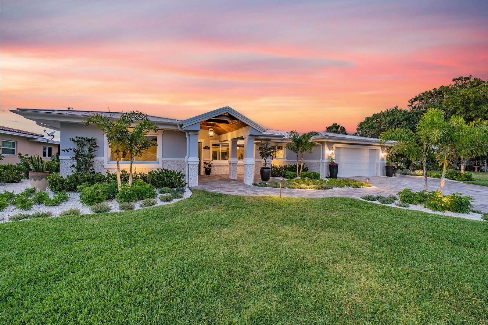 HARBOR VIEW VILLAS 1ST ADD - Residential