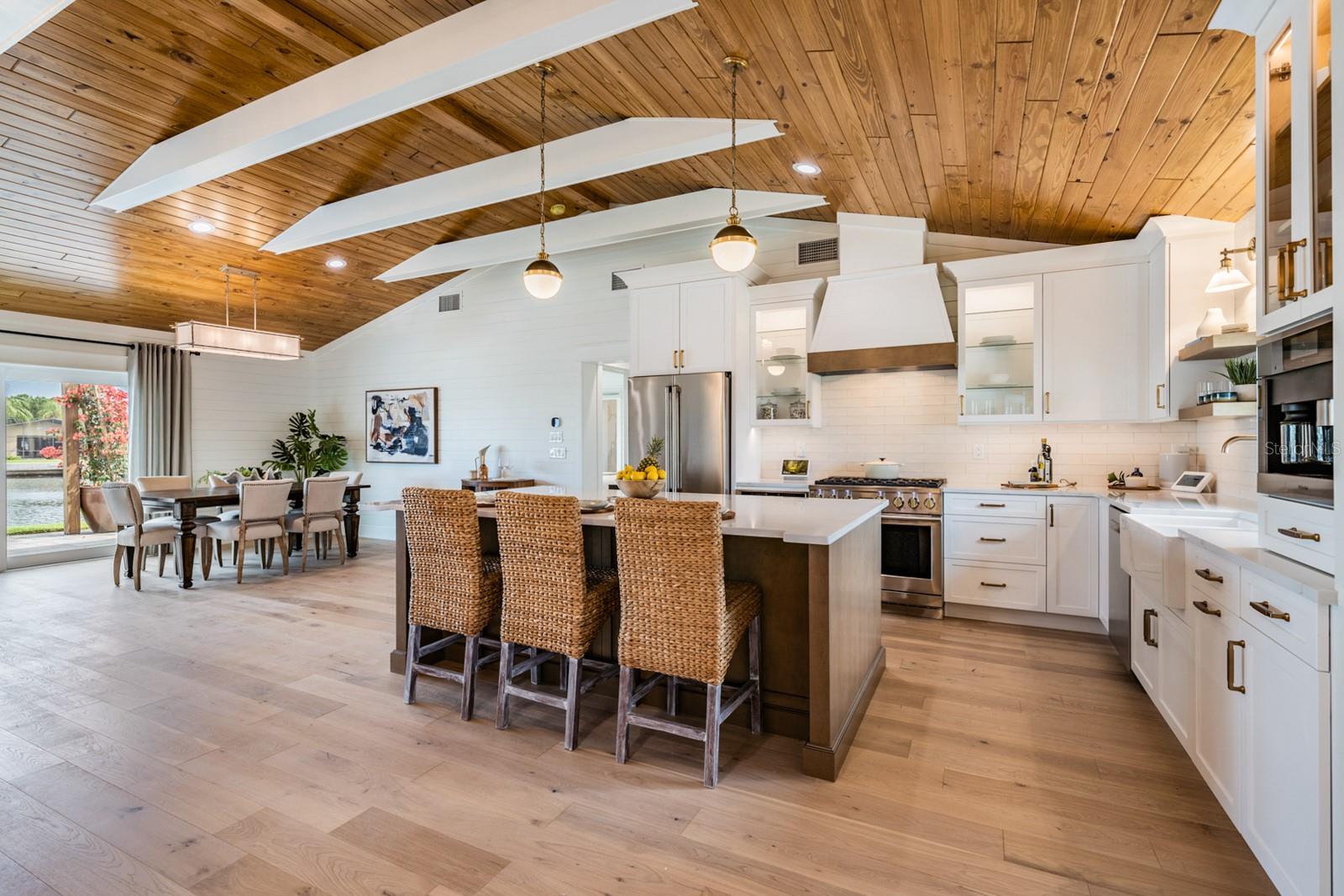 HARBOR VIEW VILLAS 1ST ADD - Residential