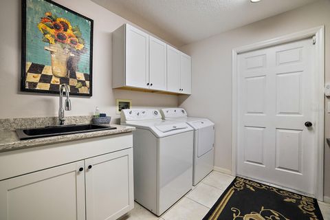 Tiny photo for 2701 Regal Point Place, Eustis, FL 32726 (MLS # G5106364)
