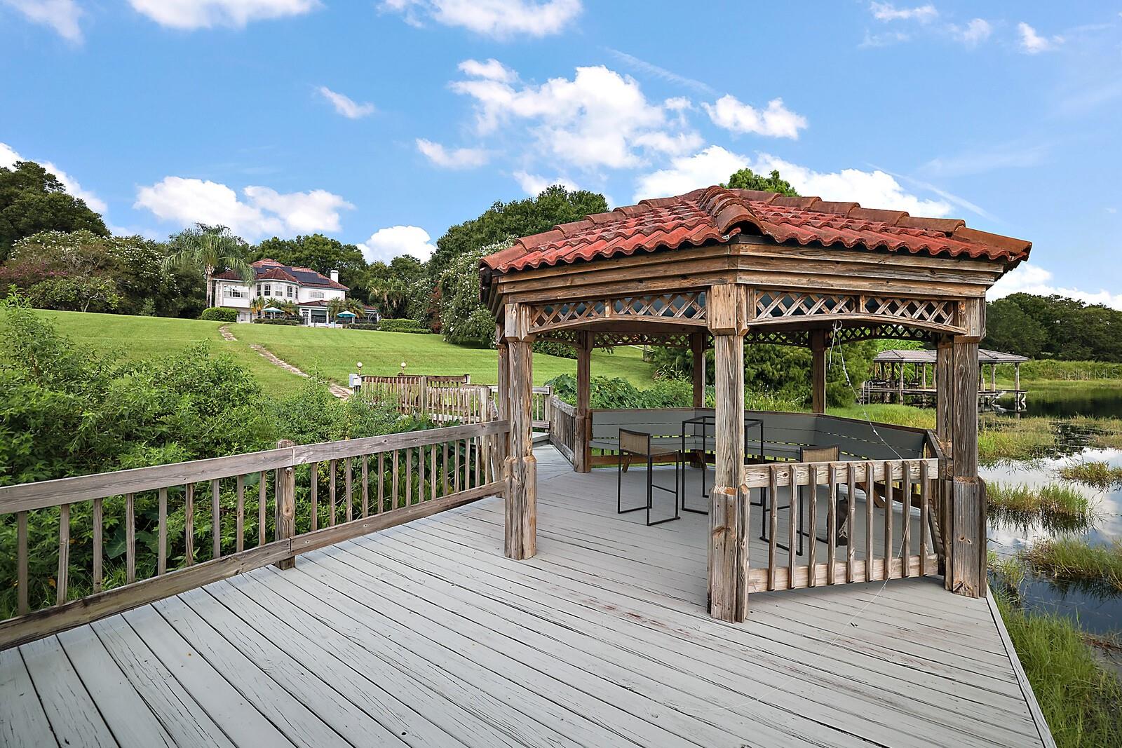 CROOKED LAKE TERRACE SUB - Residential