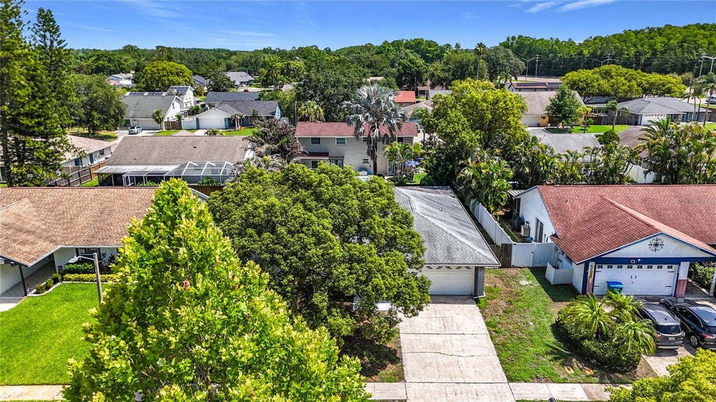 Photo of 2825 Wendover Terrace, Palm Harbor, FL 34685 (MLS # C7526434)
