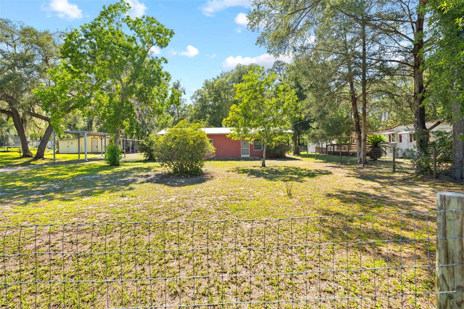 PEARL COURT - Residential