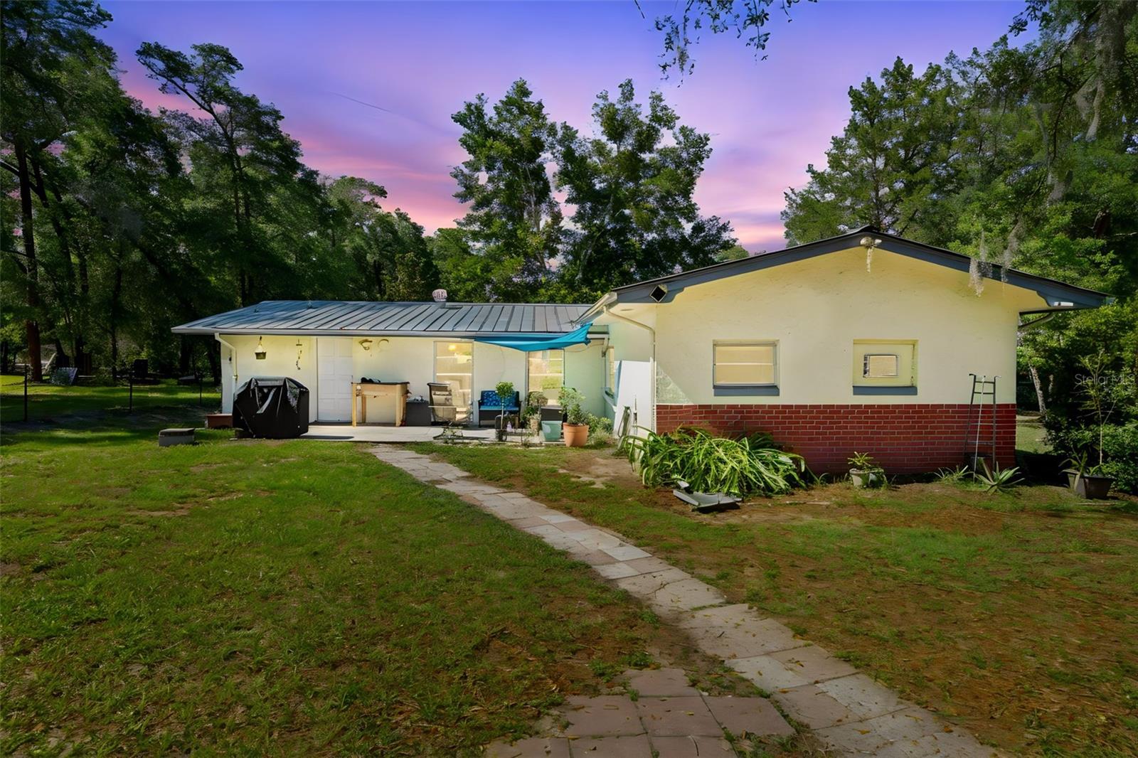 PEARL COURT - Residential