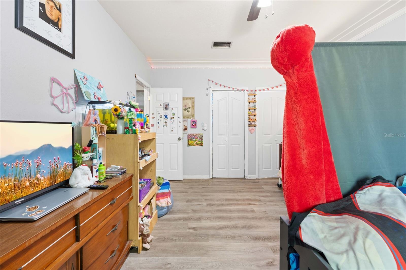 PEARL COURT - Residential