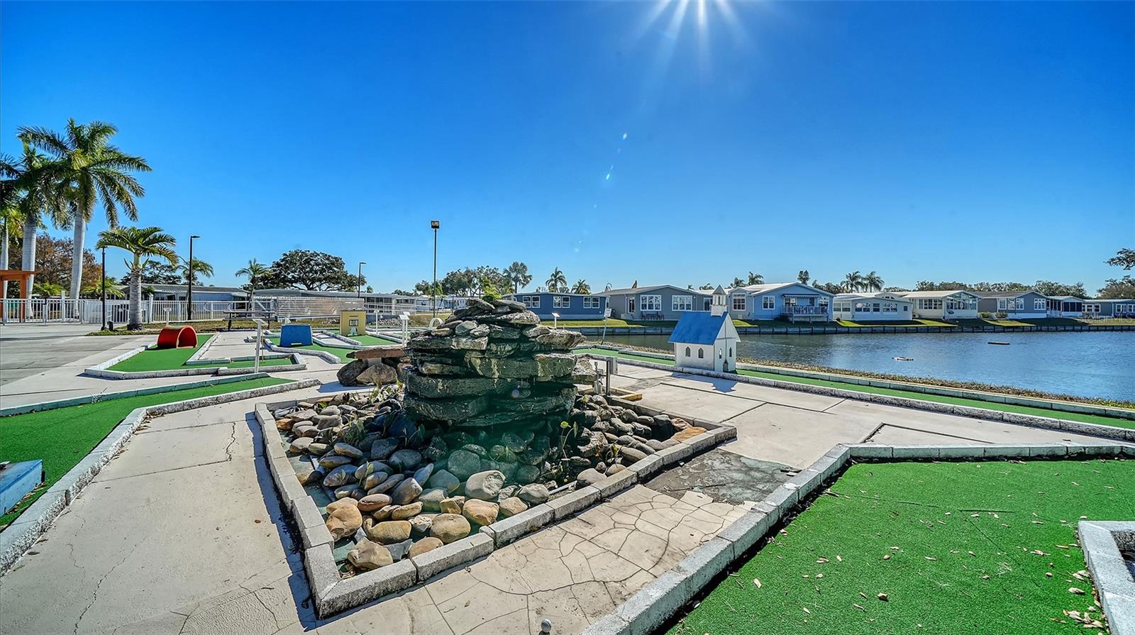 OAKWOOD MANOR - Residential