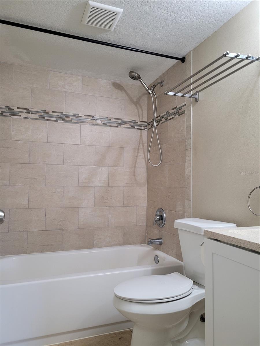 THE HAMPTONS AT BRANDON A CONDO - Residential