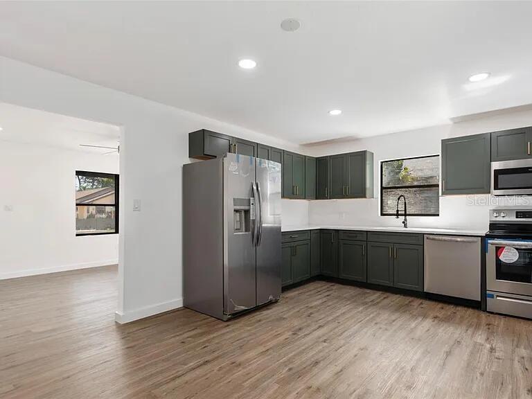VALENCIA TERRACE REV - Residential Lease