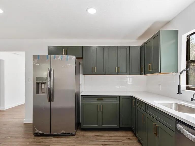 VALENCIA TERRACE REV - Residential Lease