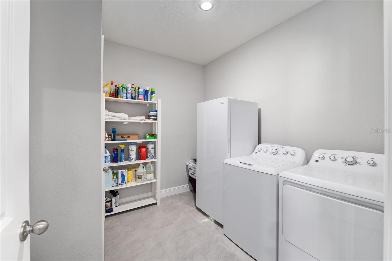 FINLEY WOODS - Residential