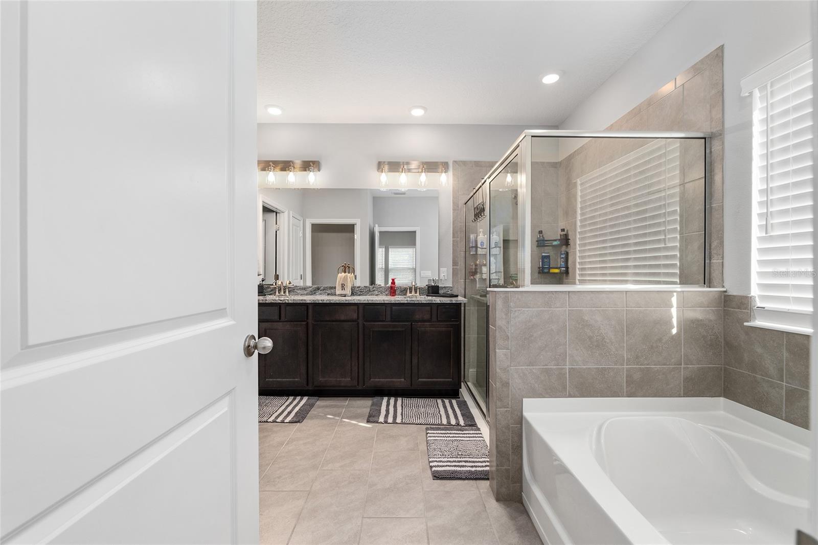 FINLEY WOODS - Residential