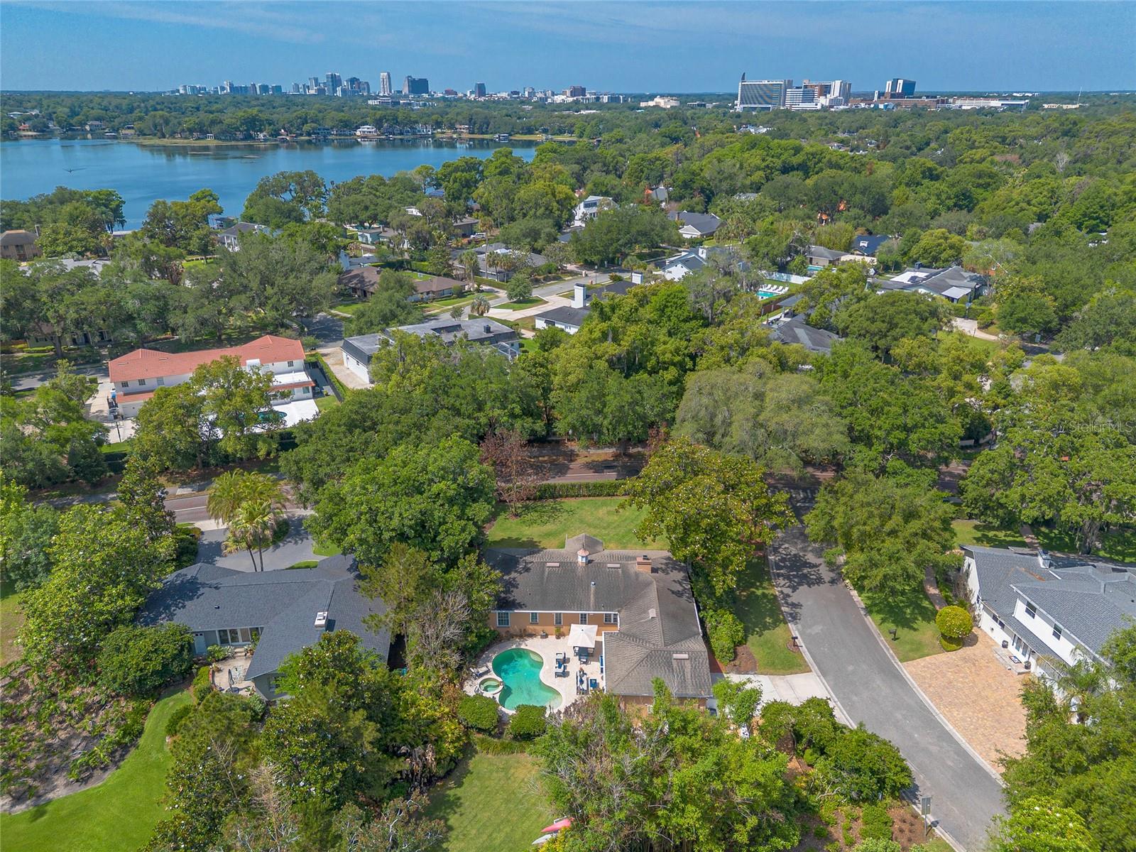 BANKS COLONIAL ESTATES - Residential