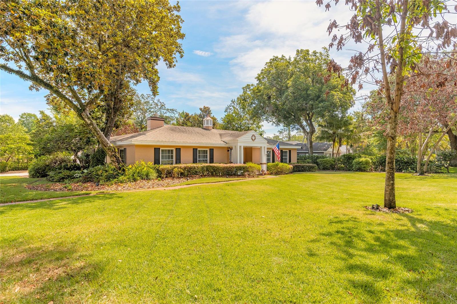 BANKS COLONIAL ESTATES - Residential