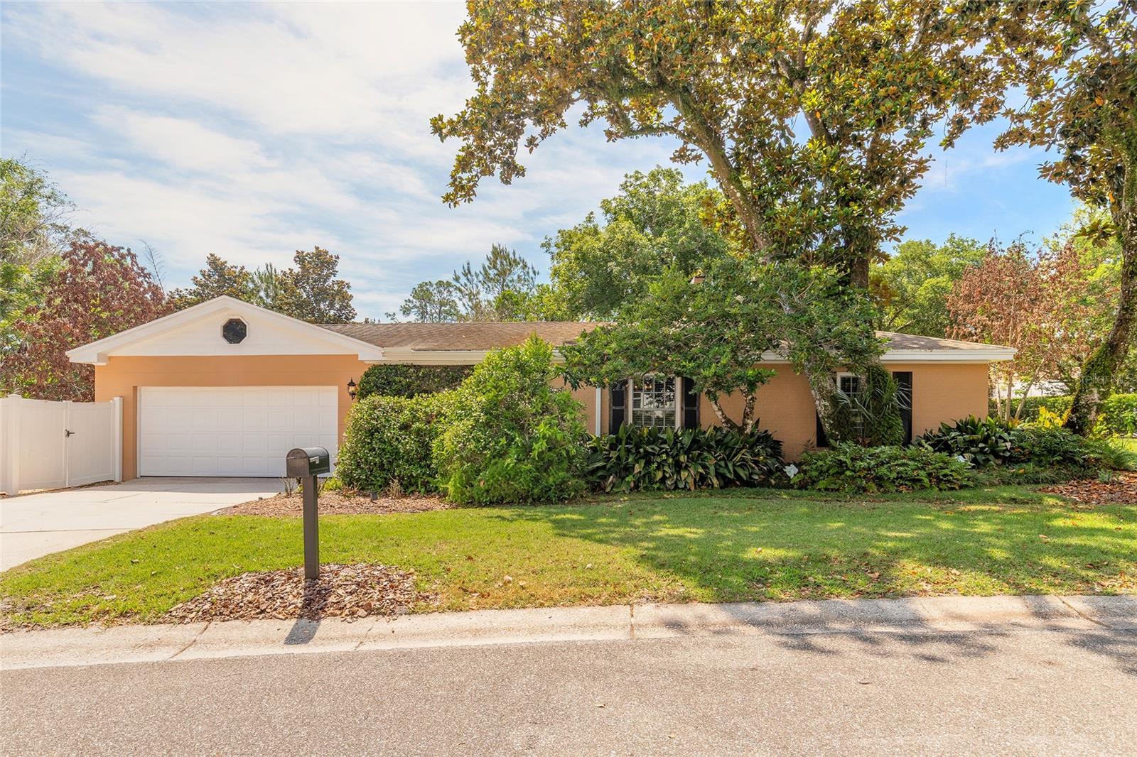 BANKS COLONIAL ESTATES - Residential