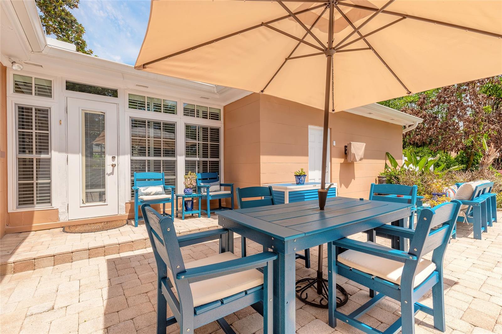 BANKS COLONIAL ESTATES - Residential