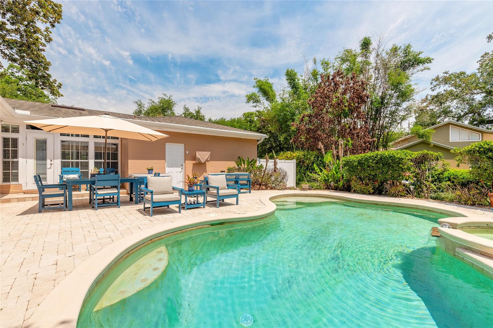 BANKS COLONIAL ESTATES - Residential