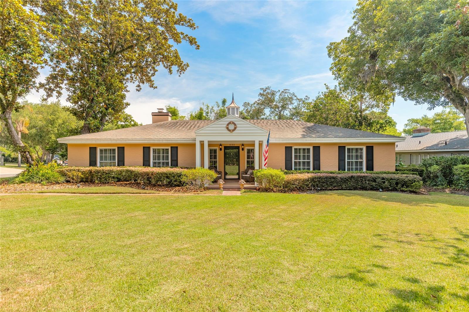 BANKS COLONIAL ESTATES - Residential