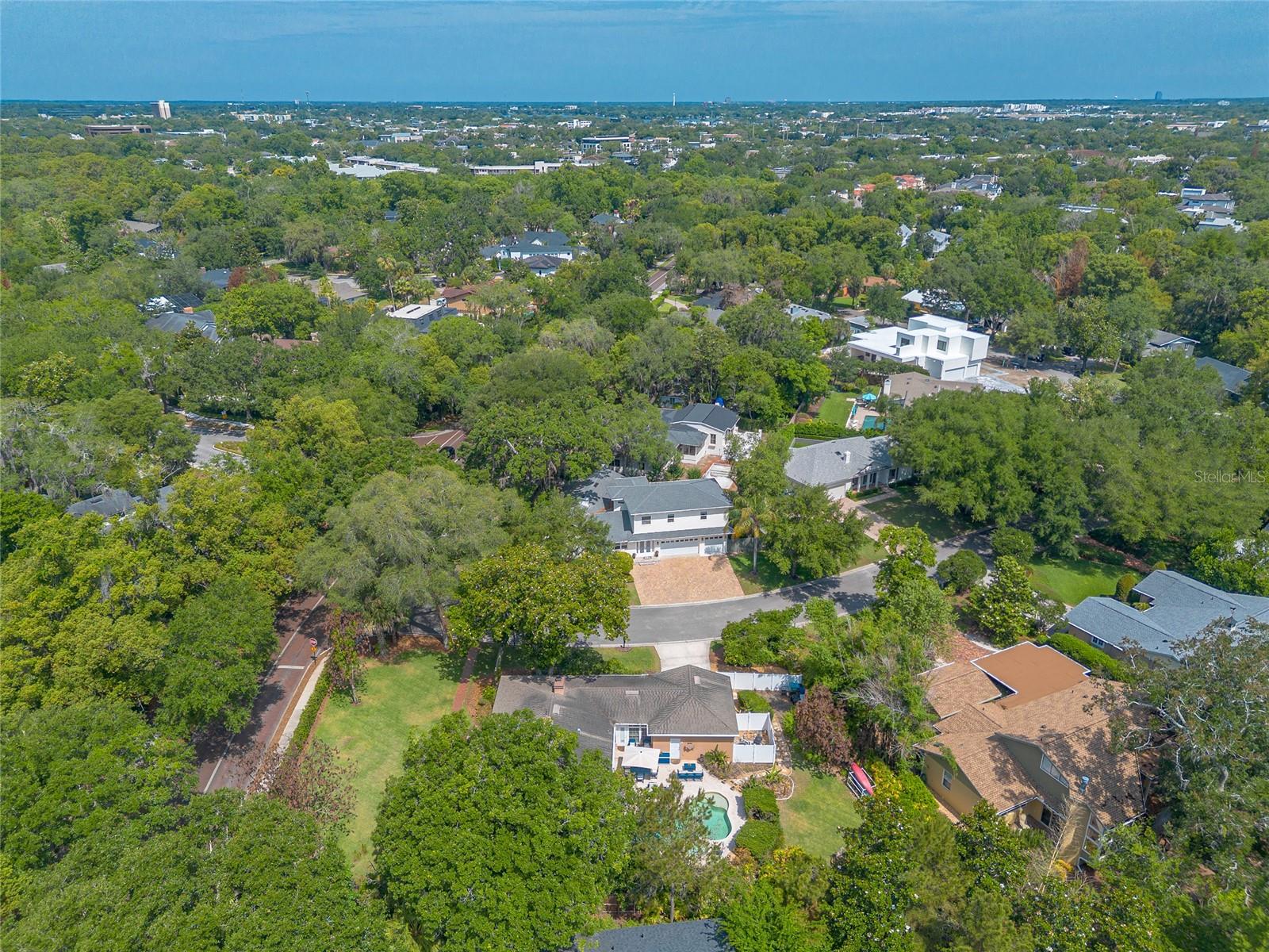 BANKS COLONIAL ESTATES - Residential
