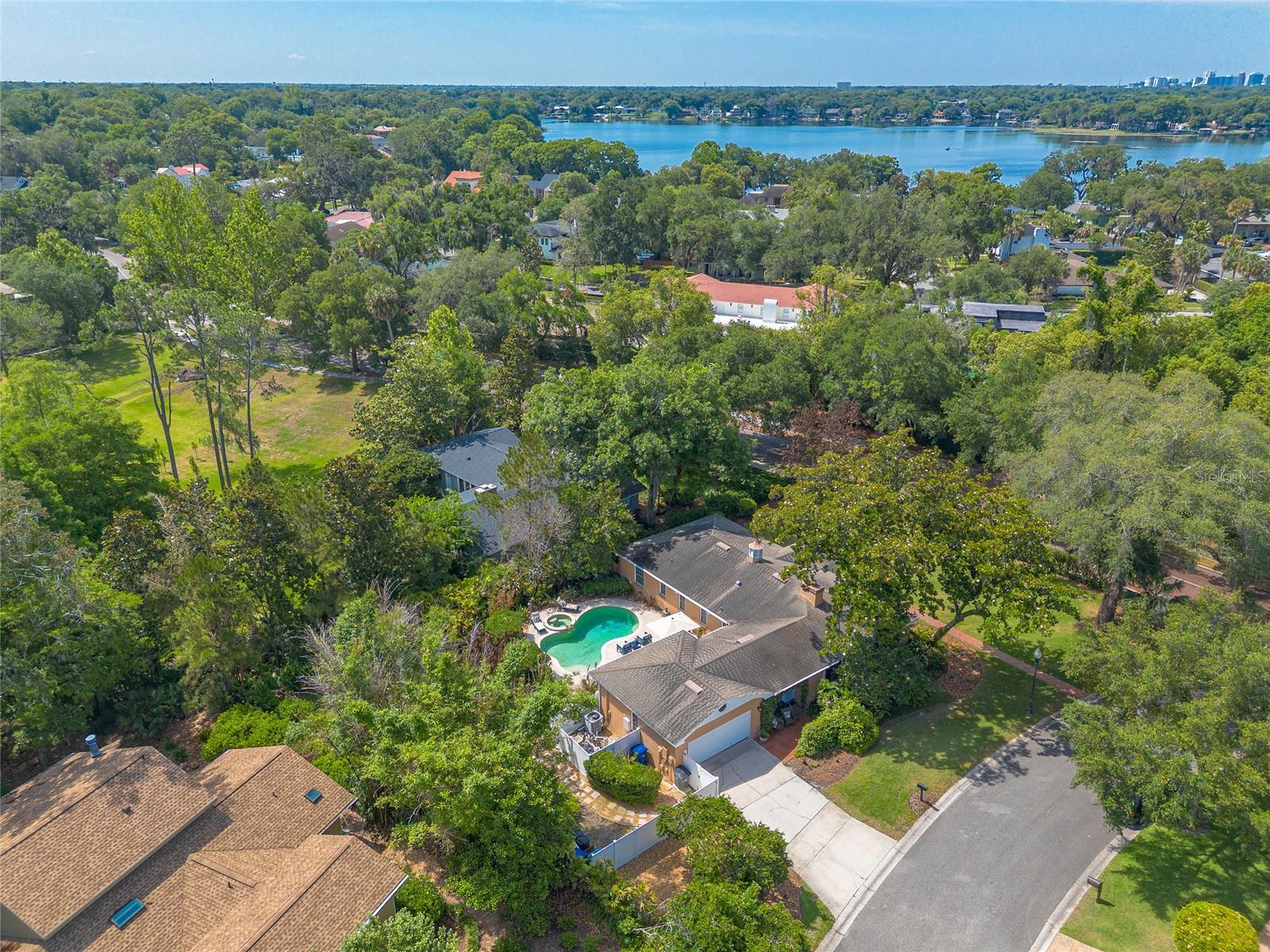 BANKS COLONIAL ESTATES - Residential